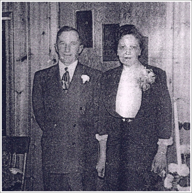 Grace Udell, daughter of Ulysses Grant Udell and Ida Chrysler, and her husband Clinton Vig
