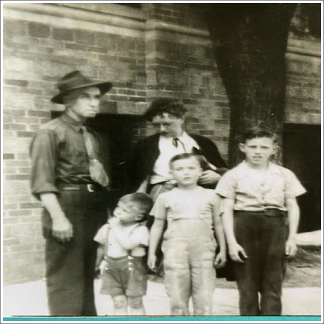 John Eli Udell and family, son of John Eli Udell and Margaret Degeer